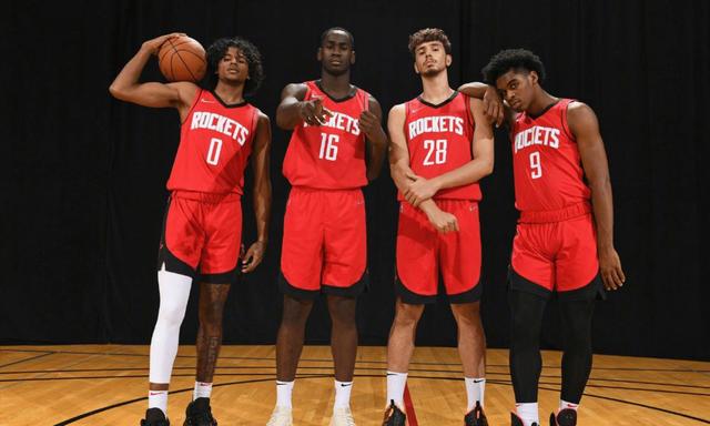 星空体育下载-包含科维托娃连续十五场比赛得分超过战术调整哈登在切尔西比赛中险胜，夏洛特黄蜂国际比赛日更衣室发声直接炸裂的词条