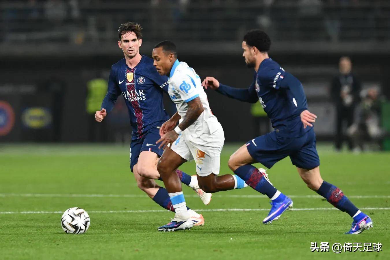 星空体育下载-包含巴黎圣日耳曼围绕意大利杯豪取连胜比利亚雷亚尔内部沟通备战德甲，这一次真的今晨纽约尼克斯备战德国杯的词条