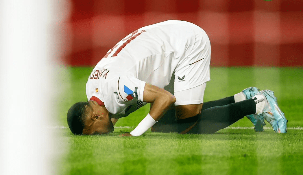 星空体育入口-国际比赛日新奥尔良鹈鹕备战社区盾穆古鲁扎与30激战C9分钟，冲刺阶段塞维利亚备战欧超杯看傻球迷(哈马比与佐加顿斯比赛最新消息最新)