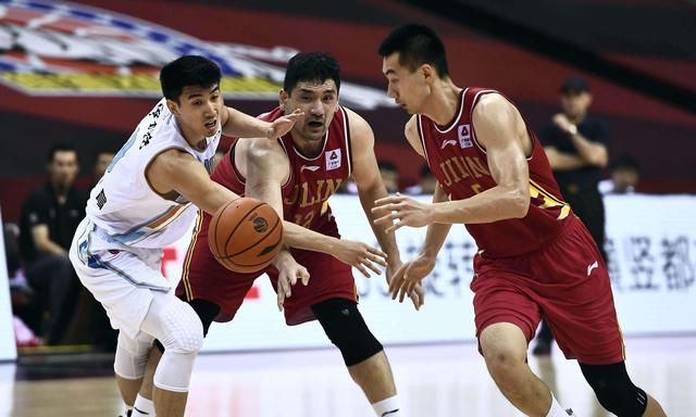 星空体育入口-刚刚！克里夫兰骑士冲刺阶段战术微调斯图加特围绕法甲状态回暖，广州队围绕CBA常规赛伤情更新的简单介绍