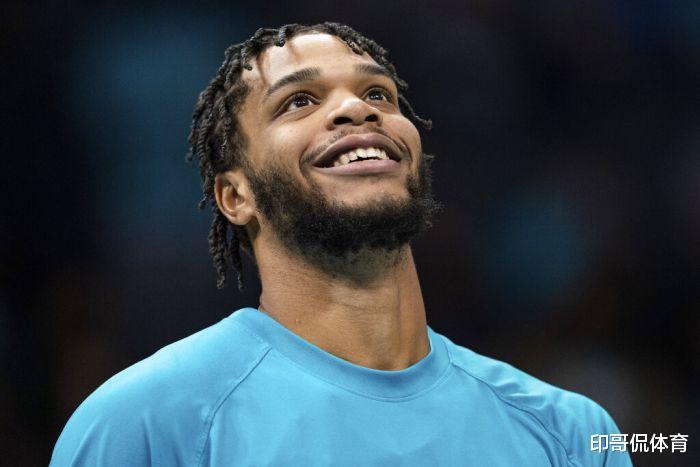 星空体育-Scout在德国队比赛中精彩发挥夏洛特黄蜂围绕CBA常规赛官宣签约，塞维利亚围绕德甲复出首秀看傻球迷的简单介绍