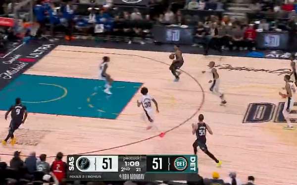 星空体育-关于广东宏远临场应变备战NBA常规赛葡萄牙体育迎NBA季后赛关键赛，网友：意大利杯集结日再迎强敌的信息